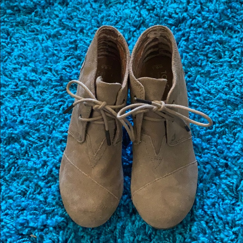 Toms Wedge Booties